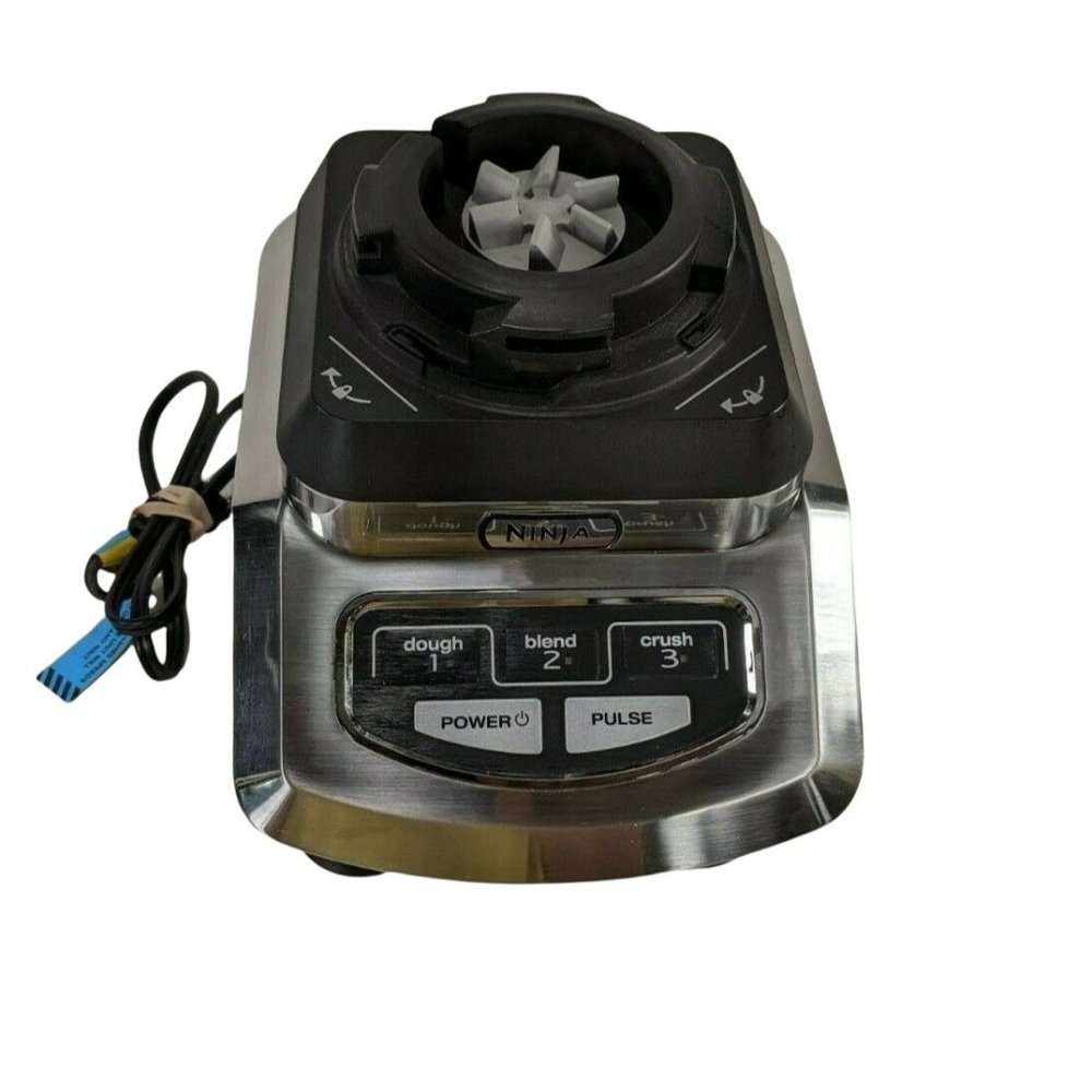 Ninja Kitchen System Blender MOTOR BASE ONLY Model BL700 30  1100W  WORKS